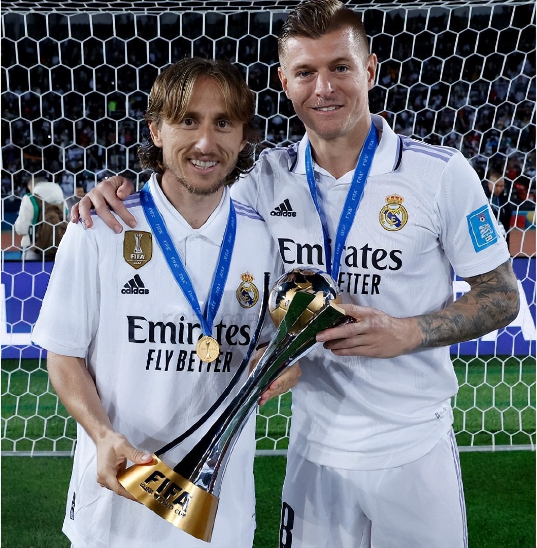 15-16皇马夺冠之路,皇马5分夺冠视频