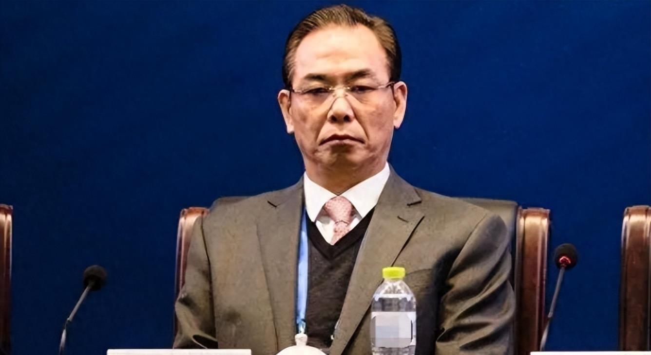 盖棺定论，蔡振华重返足协悬念揭晓，薪资曝光，体育总局钦点！