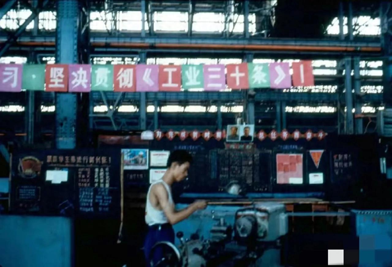 吃屎犯法?两男子打赌吃屎!一人因吃的不是新鲜的致死!被判15年