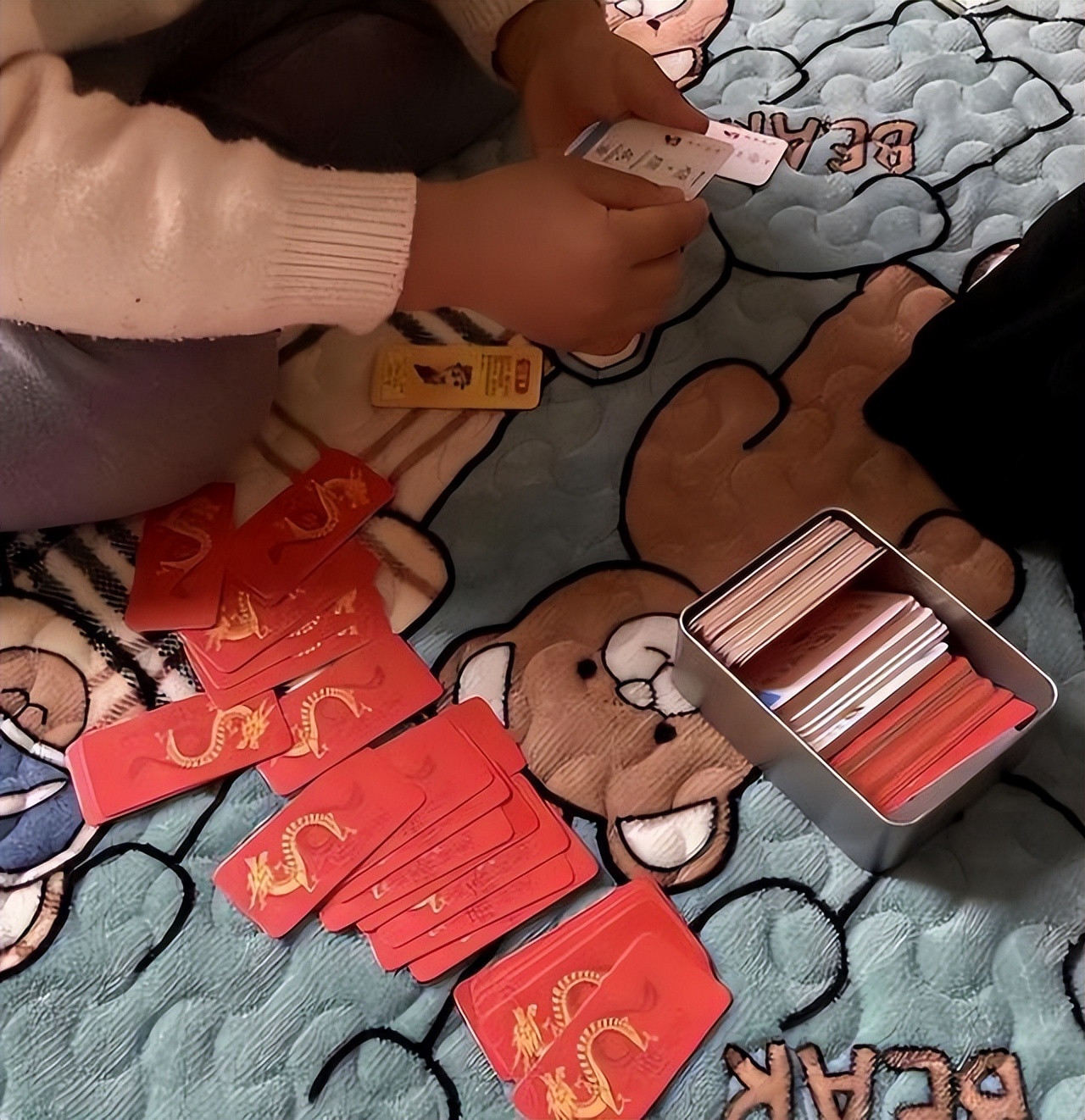 适合孩子玩的成语接龙游戏,关于成语接龙的小游戏幼儿