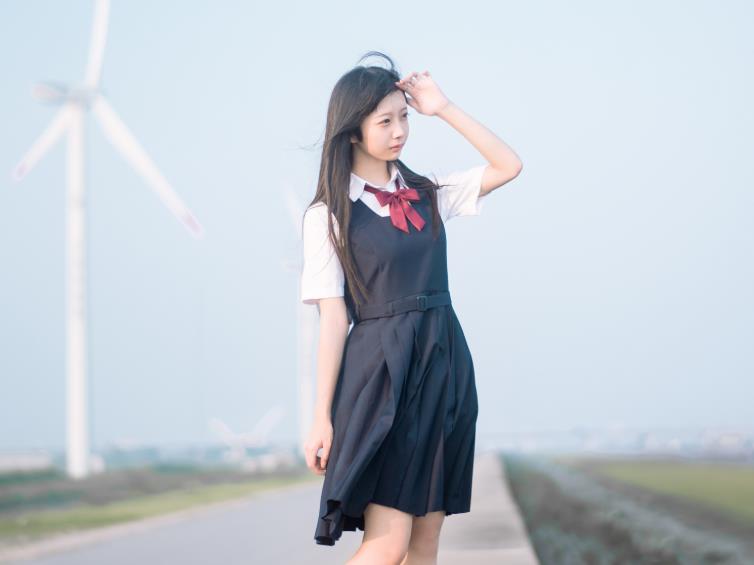 和女生聊天情商低怎么办,低情商和高情商聊天