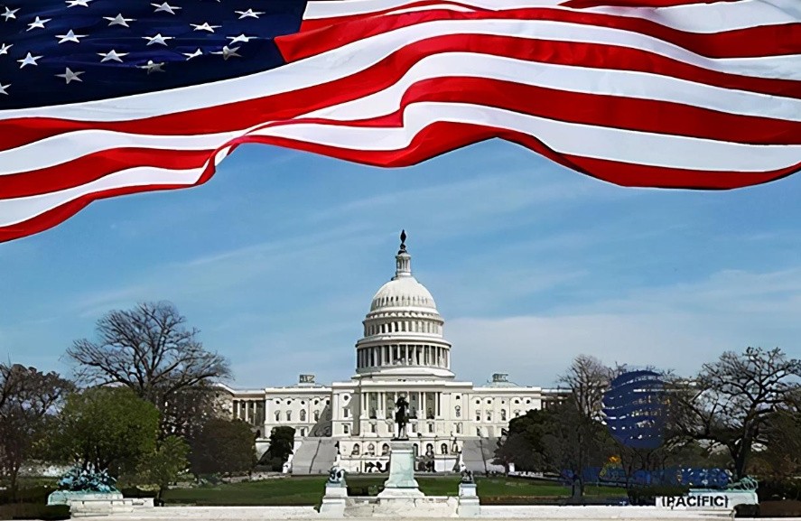 郑永年警示：中国千万别跟着美国搞这套东西，否则就会掉陷阱里