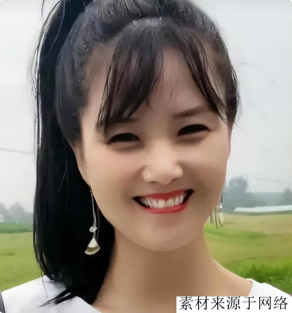 网红一笑倾城为何能成顶流,网红一笑倾城的视频