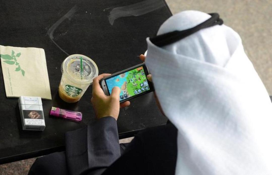 为了不饿死，伊朗人正在卖掉*丸睾**