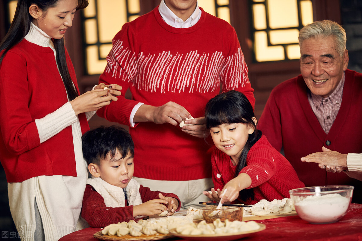 春节最佳10首古诗句,有关于春节的古诗大全100首