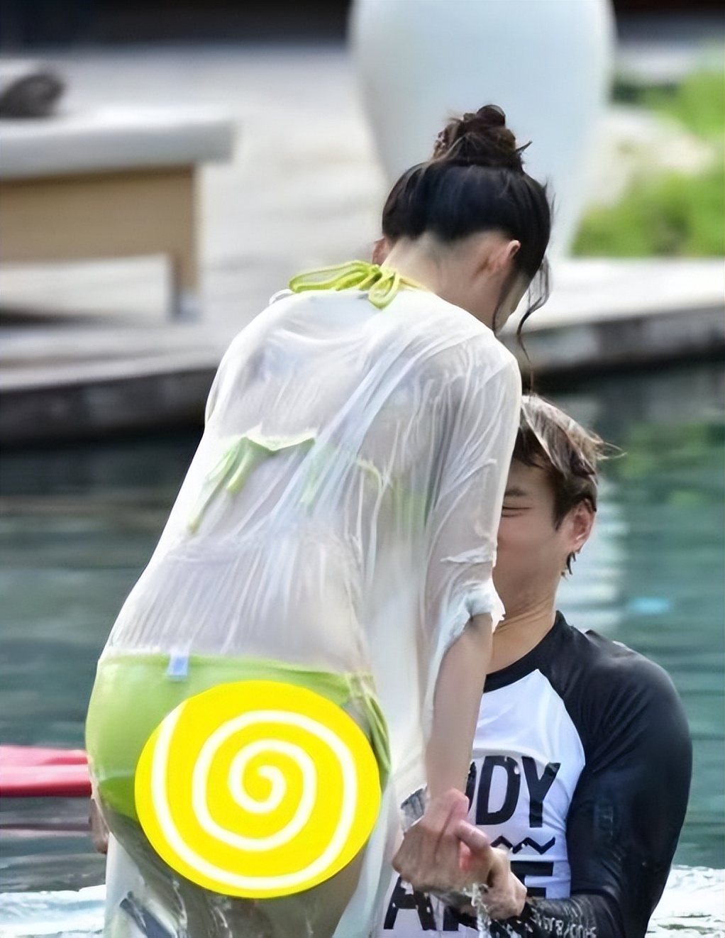 濂虫紨鍛樺垎浜棩甯告彮闇插ū涔愬湀鍐呭箷,濞变箰鍦堝亣鎴忔垚鐪熸瘉浜嗗灏戝コ鏄庢槦