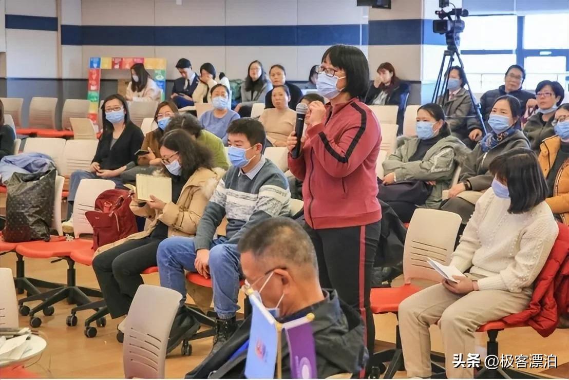 人人都做老板时代下，女大学生创业意向，可依靠外部影响提升吗？