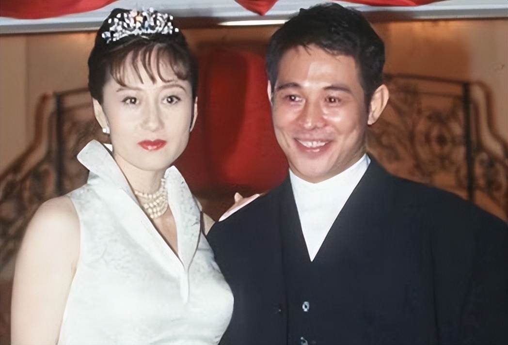 李连杰灭绝师太,李连杰曾经是中国人吗