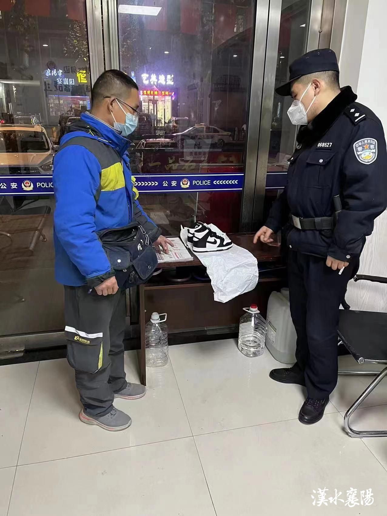 快递小哥丢失5万多快递,快递丢失快递小哥主动加微信赔偿