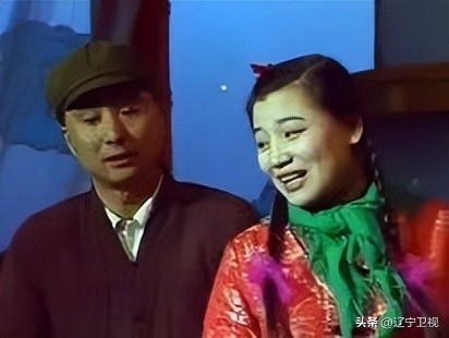 第一个小品是谁演的,第一个小品诞生