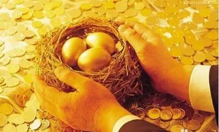 5300亿财富浪费在奢侈品上国人买买买