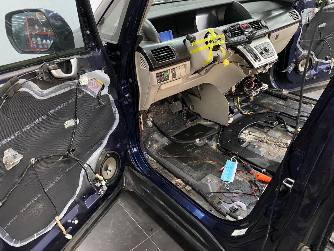 老款艾力绅全车翻新,老款艾力绅2.4大修