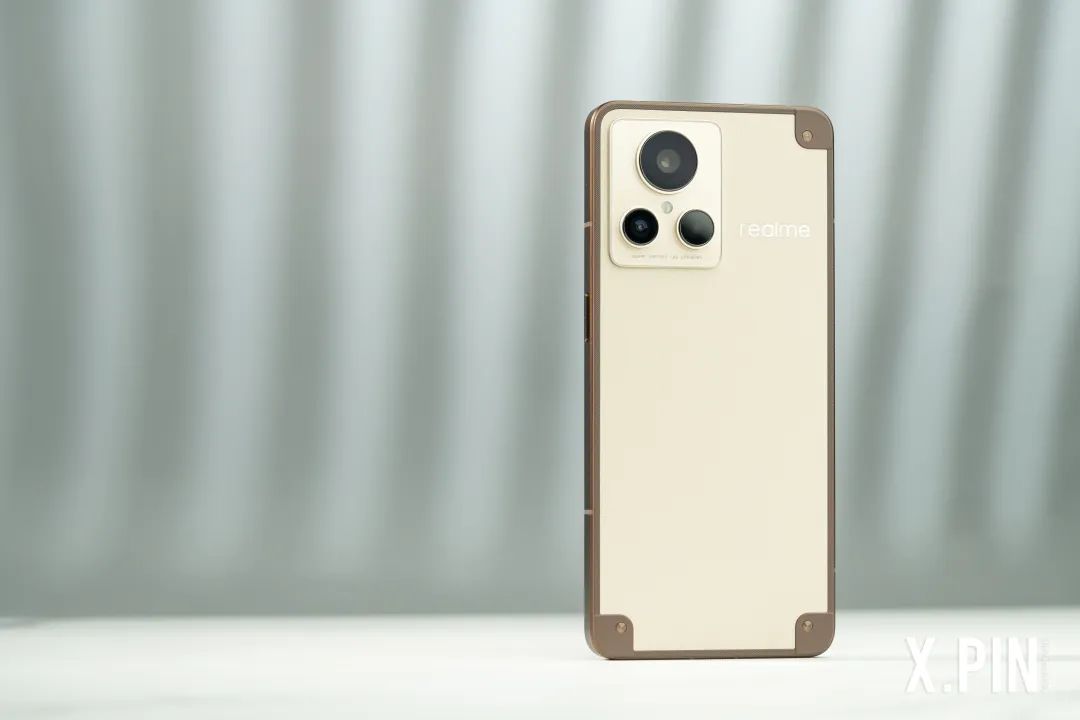 realme旗舰新机曝光,realme现在最值得买的手机