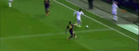 贝尔和阿扎尔,谁的巅峰期实力更强呢?他是糙哥,但实力更强?