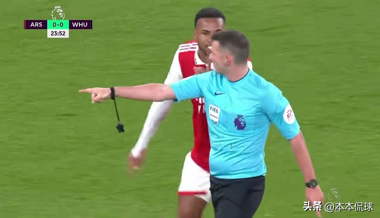 3：1！枪手青春风暴打垮铁锤帮，豪取4连胜，喜迎圣诞大战开门红