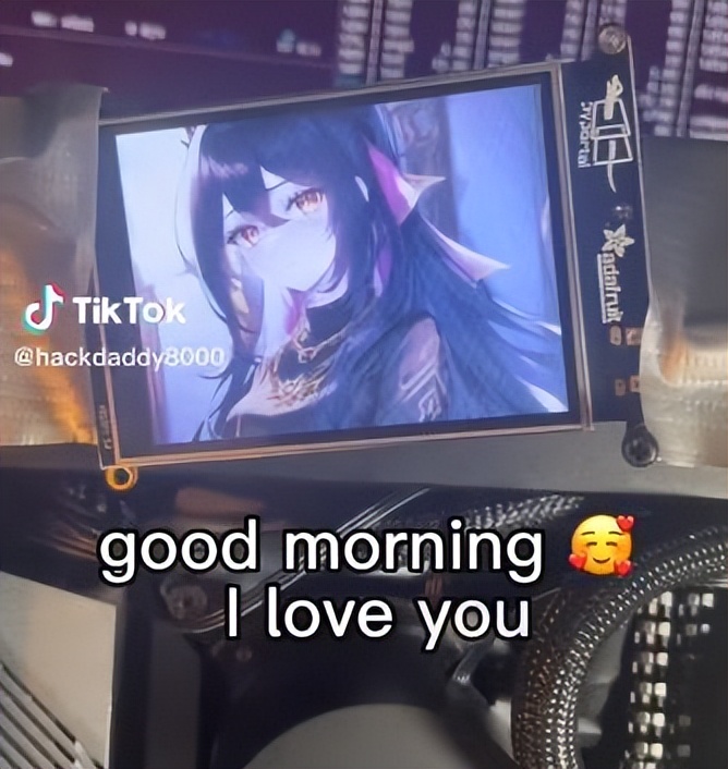 外国小哥用AI做了个虚拟老婆，日渐沉迷后，被真女友要求删除