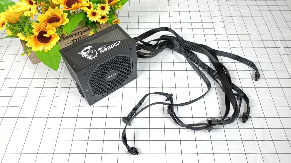 显卡价格还是没降,显卡价格不降