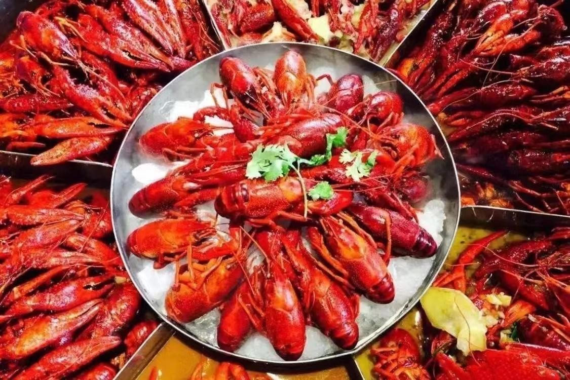目前最好吃的小龙虾哪里出来,大家觉得小龙虾哪个地方的最正宗