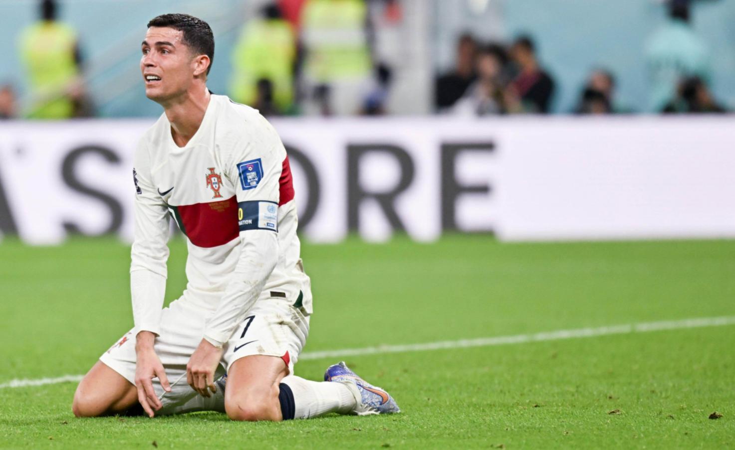 梅西对c罗进入沙特表达看法,C罗或遭沙特联赛处罚