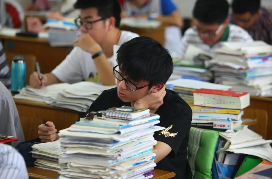 山东臭名昭著的3所大学，毕业证“如同虚设”，当地学生避而远之