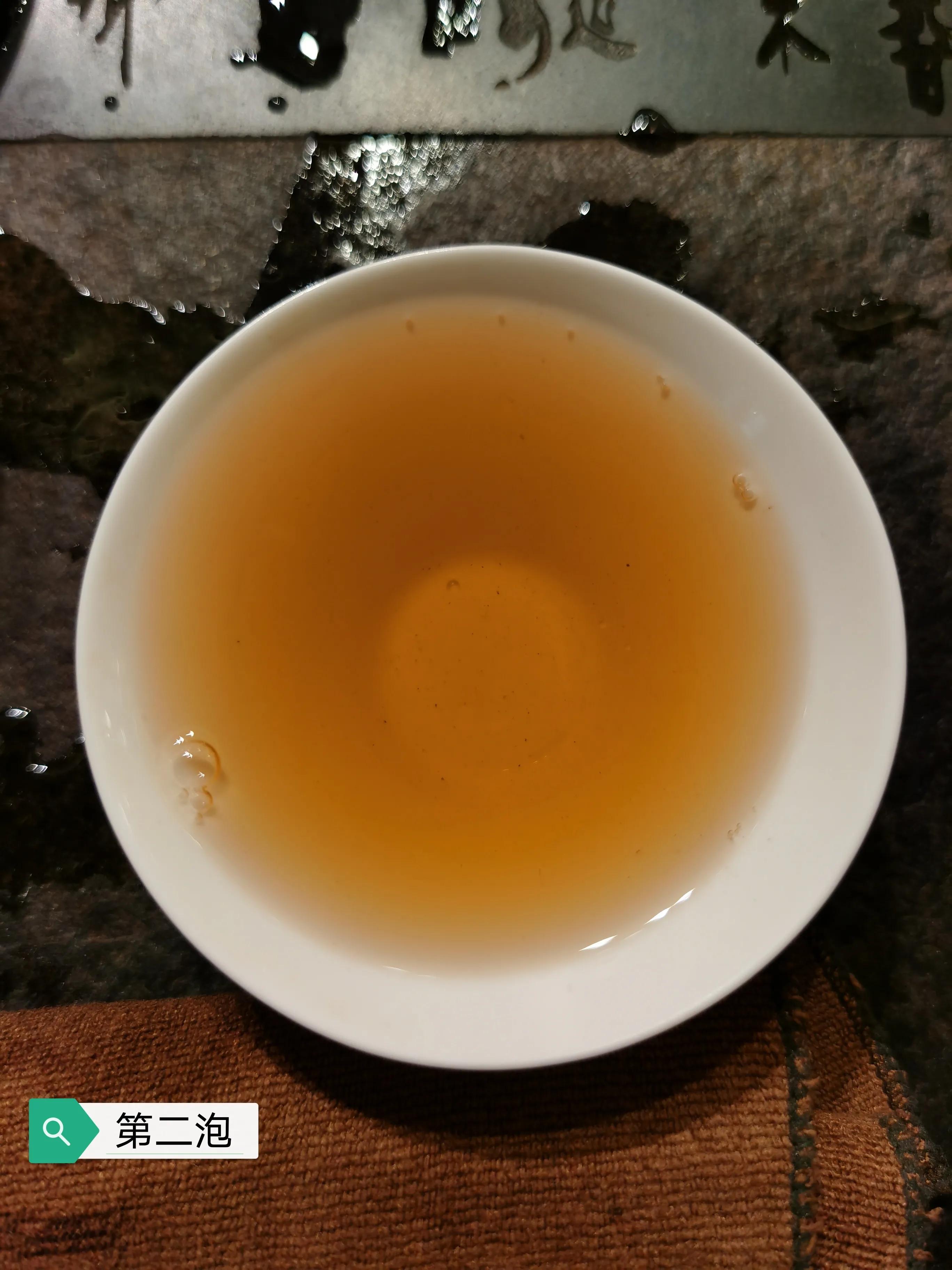 品鉴忙碌昔归古树茶,近距离体验冰岛昔归古树茶