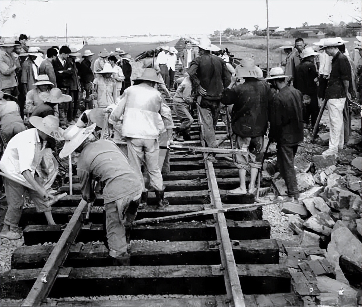 一口气看中国坦克发展史,我国最强坦克与世界最强坦克差距
