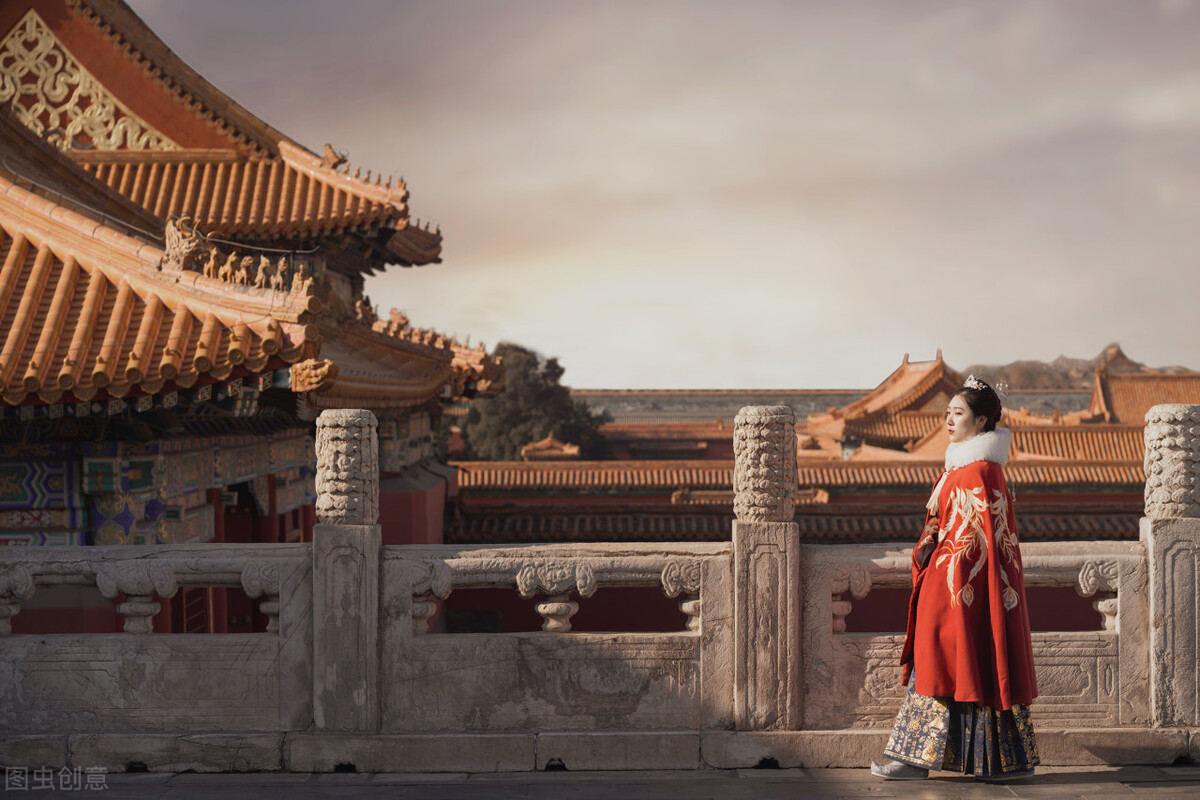 小戎诗经写的是哪里,诗经小戎全文及注解