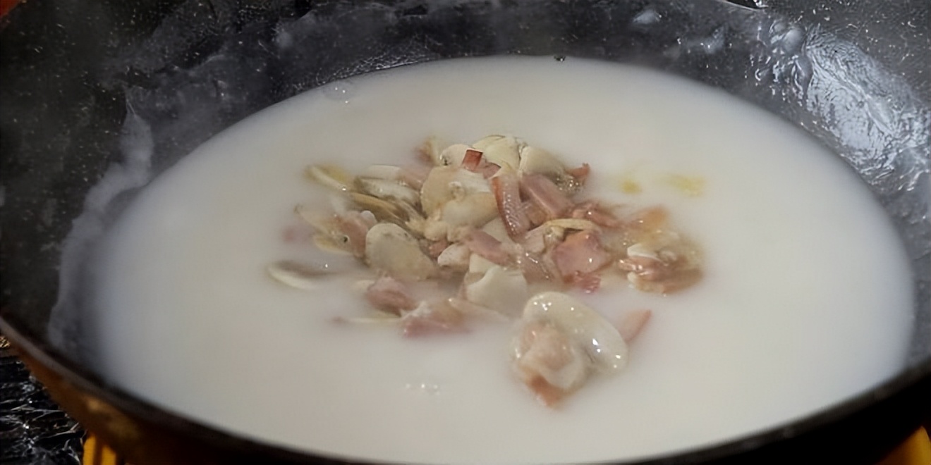 如何熬制菌汤养生汤,如何煲菌汤才好喝又营养