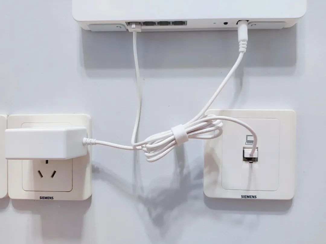 墙壁路由器好不好,晴天路由器穿墙效果