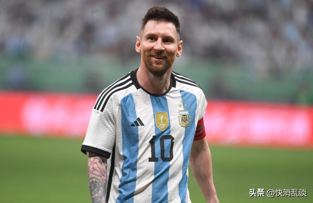 一场皆大欢喜的足球商业比赛,为啥两家乳企还在“掐”