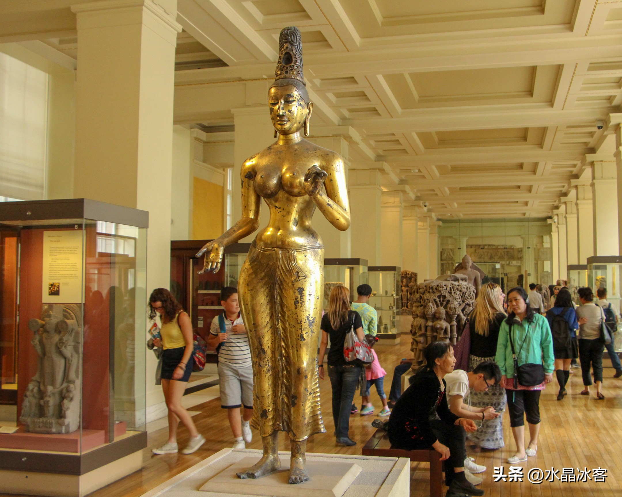 英国伦敦塔桥,英国行购物