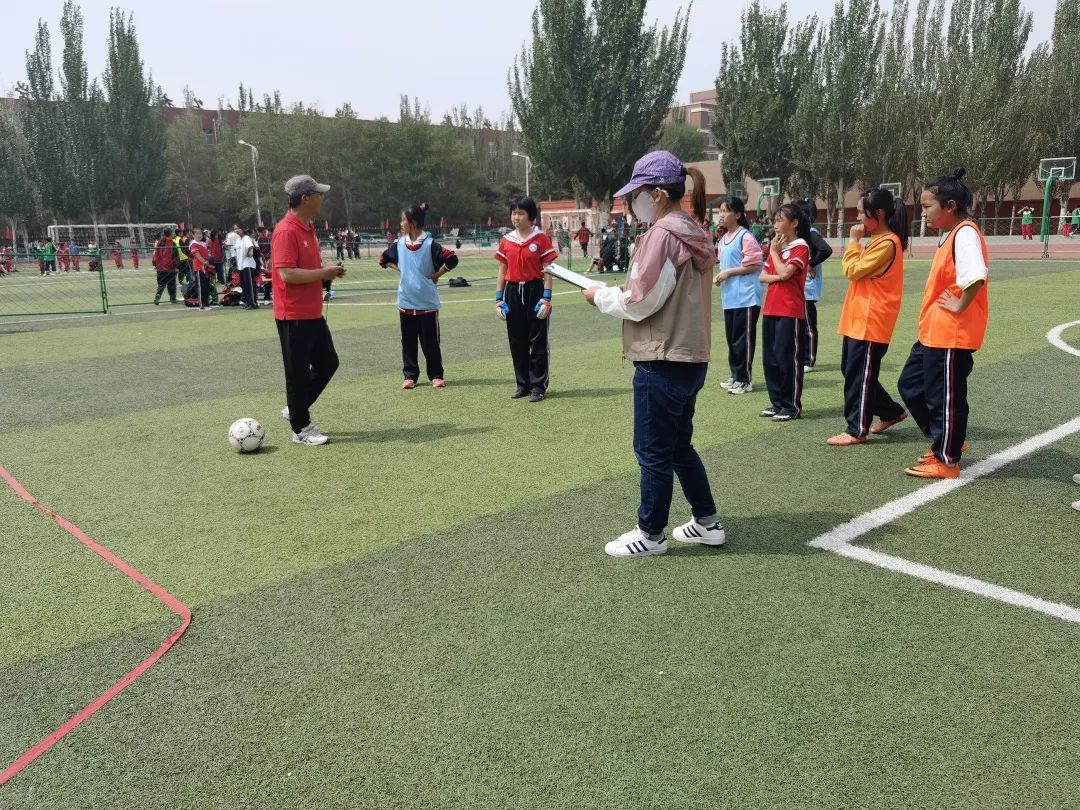 报国小学校长杯足球联赛,绿茵逐梦小学生校园足球联赛