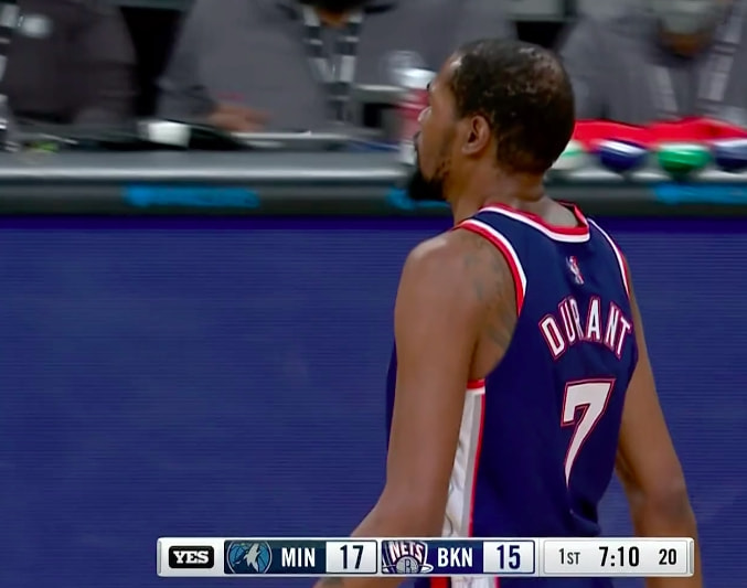 杜兰特摔倒搞笑视频,杜兰特掉鞋搞笑集锦