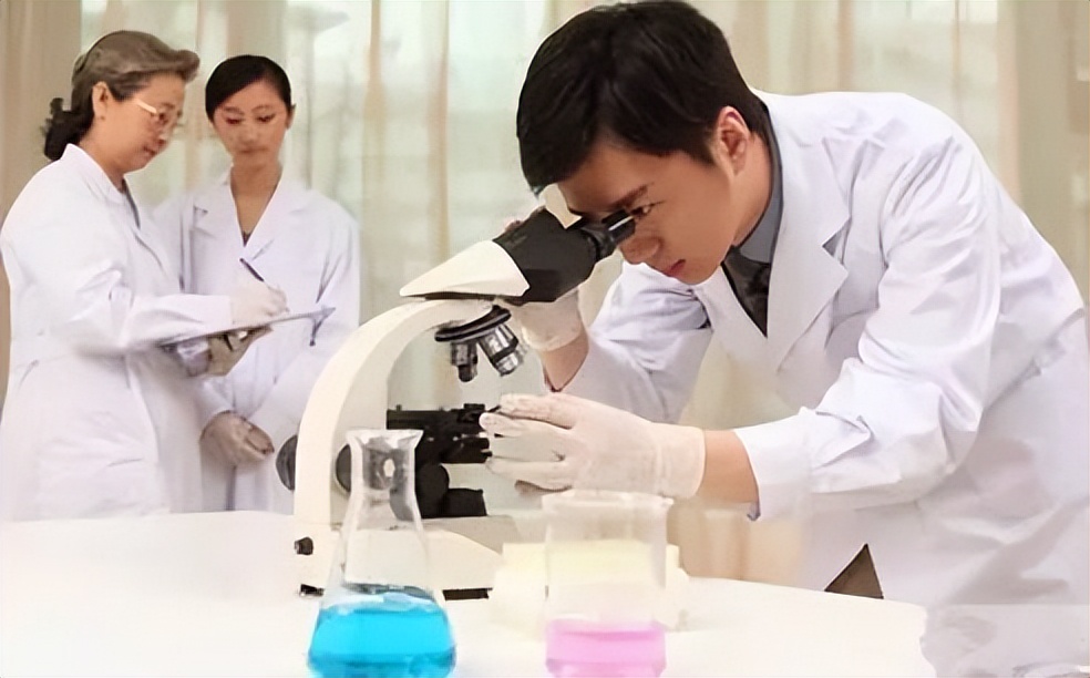 计算机专业和医学专业哪个好,大学计算机专业和医学专业哪个累