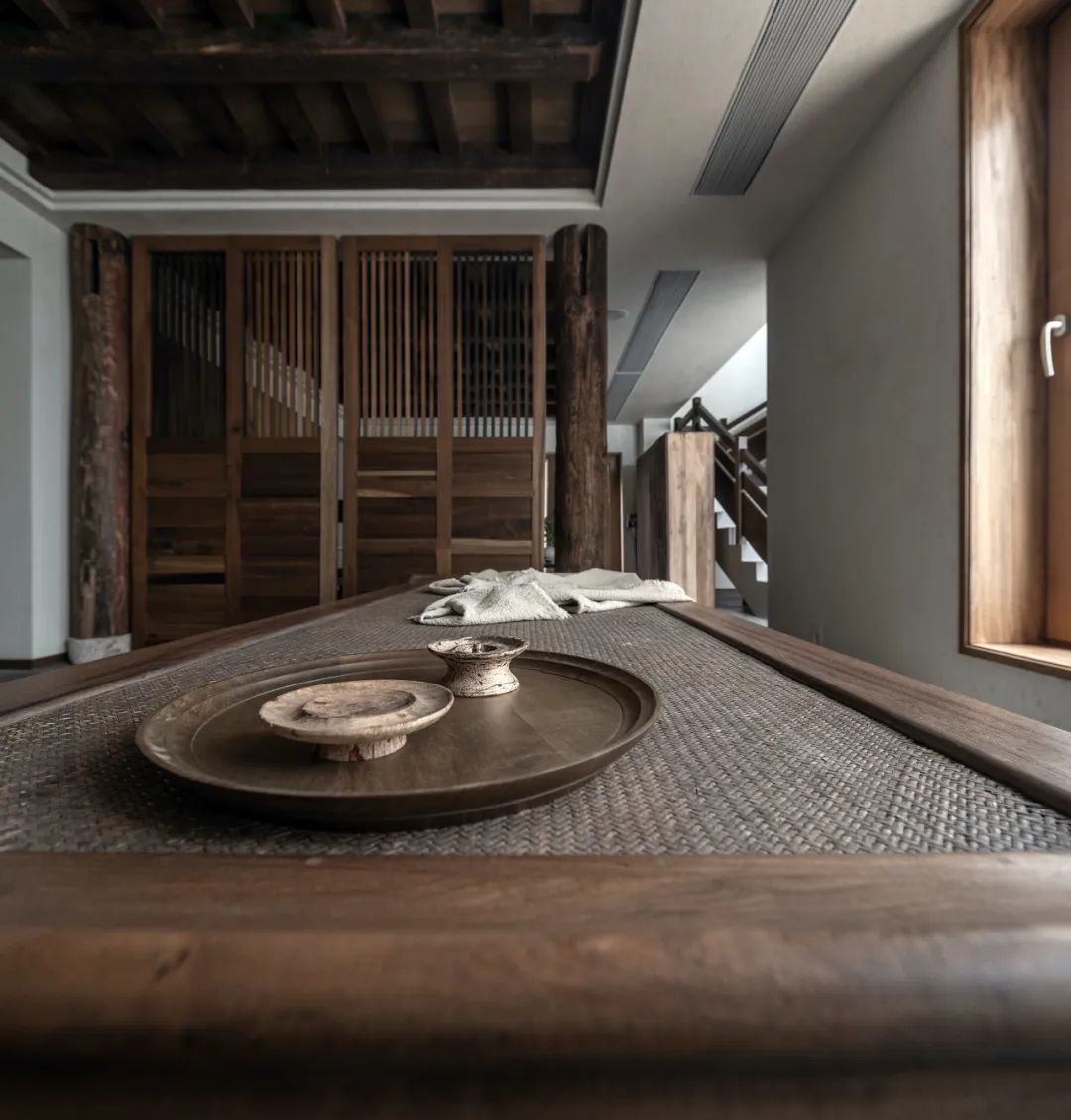 湖北夫妻造房子,湖北夫妻两万造房