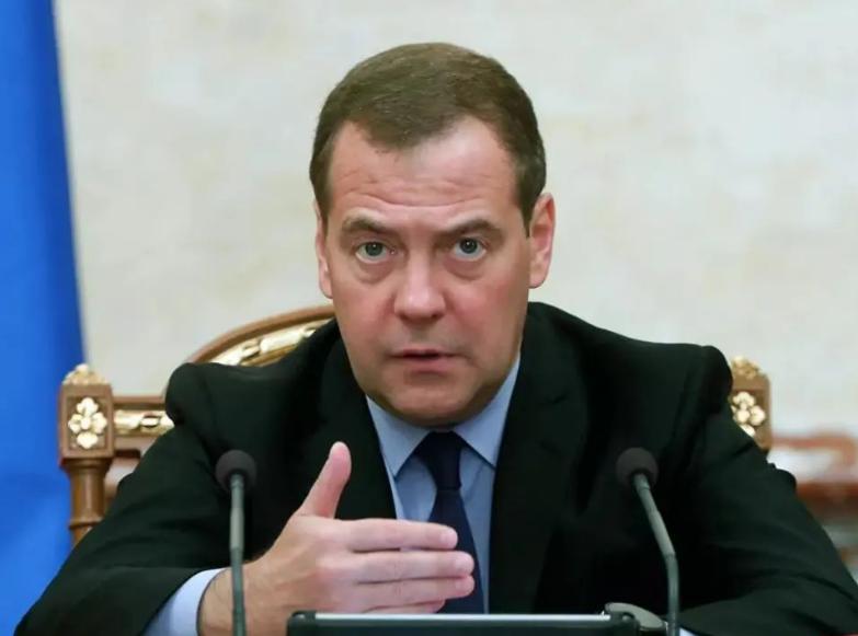 俄罗斯核弹掌门人卡拉卡耶夫 (谢尔盖卡拉卡耶夫是不是同一个人)