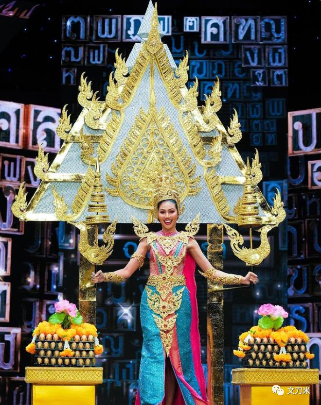 恐怕是地球最抓马的时装秀|MetGala小意思