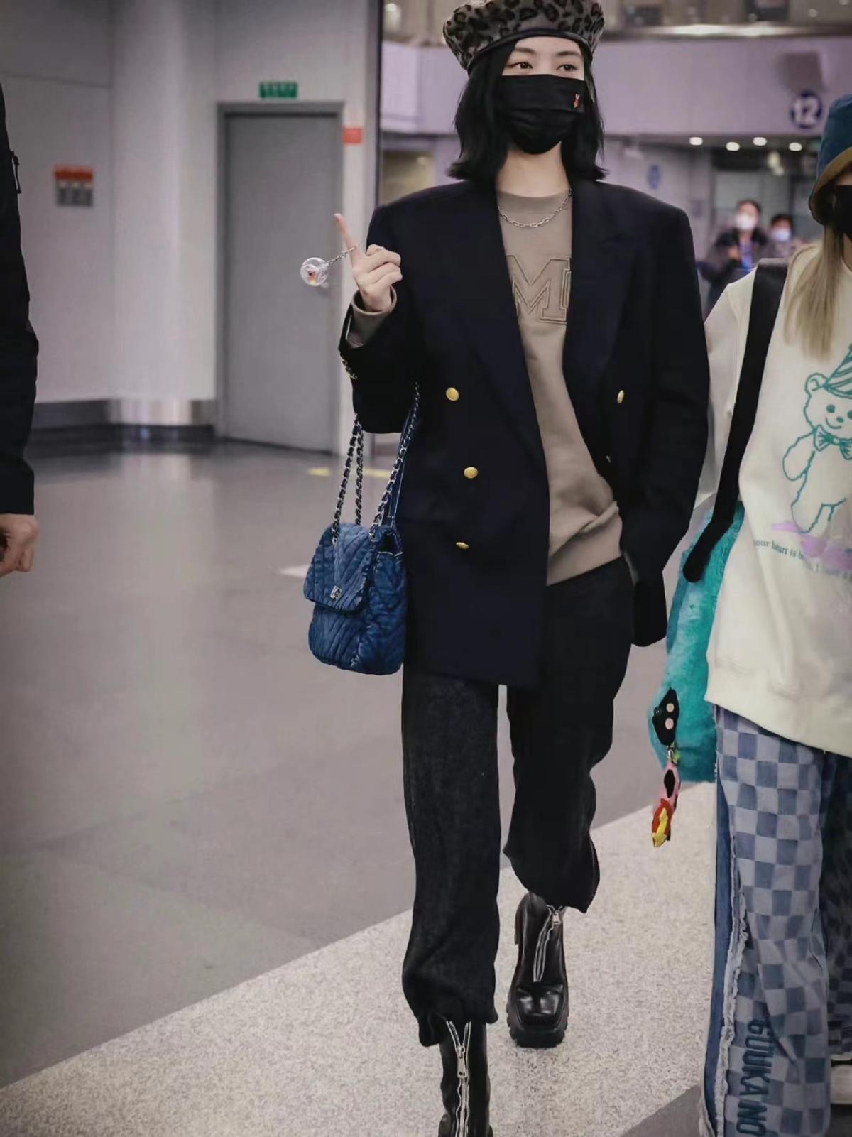 短圆脸适合什么帽子太阳帽,脸大又圆适合的帽子