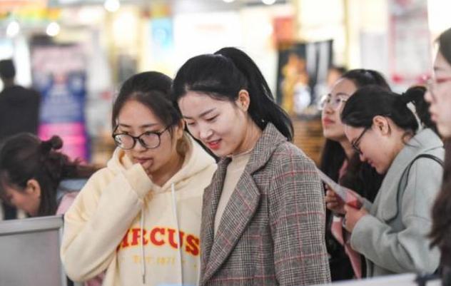 江苏省高校排名更新,南大稳坐“榜首”,河海大学表现却不理想