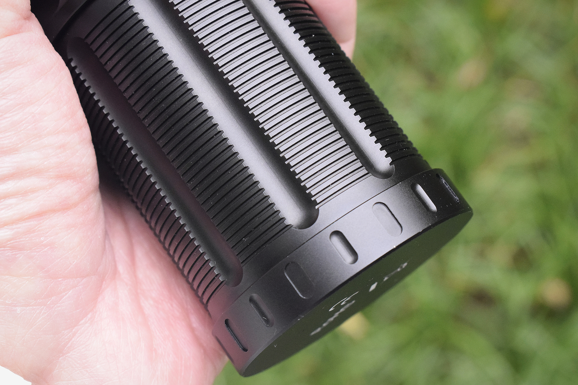 索菲恩sc33手电测评,索菲恩ts30spro专业户外手电