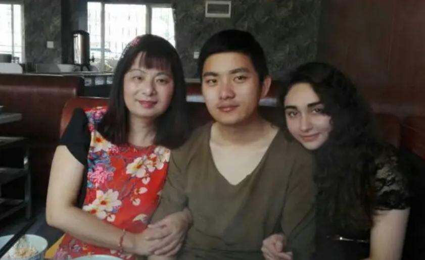 古巴小伙2个月追到中国女孩,古巴女孩退学追随男朋友