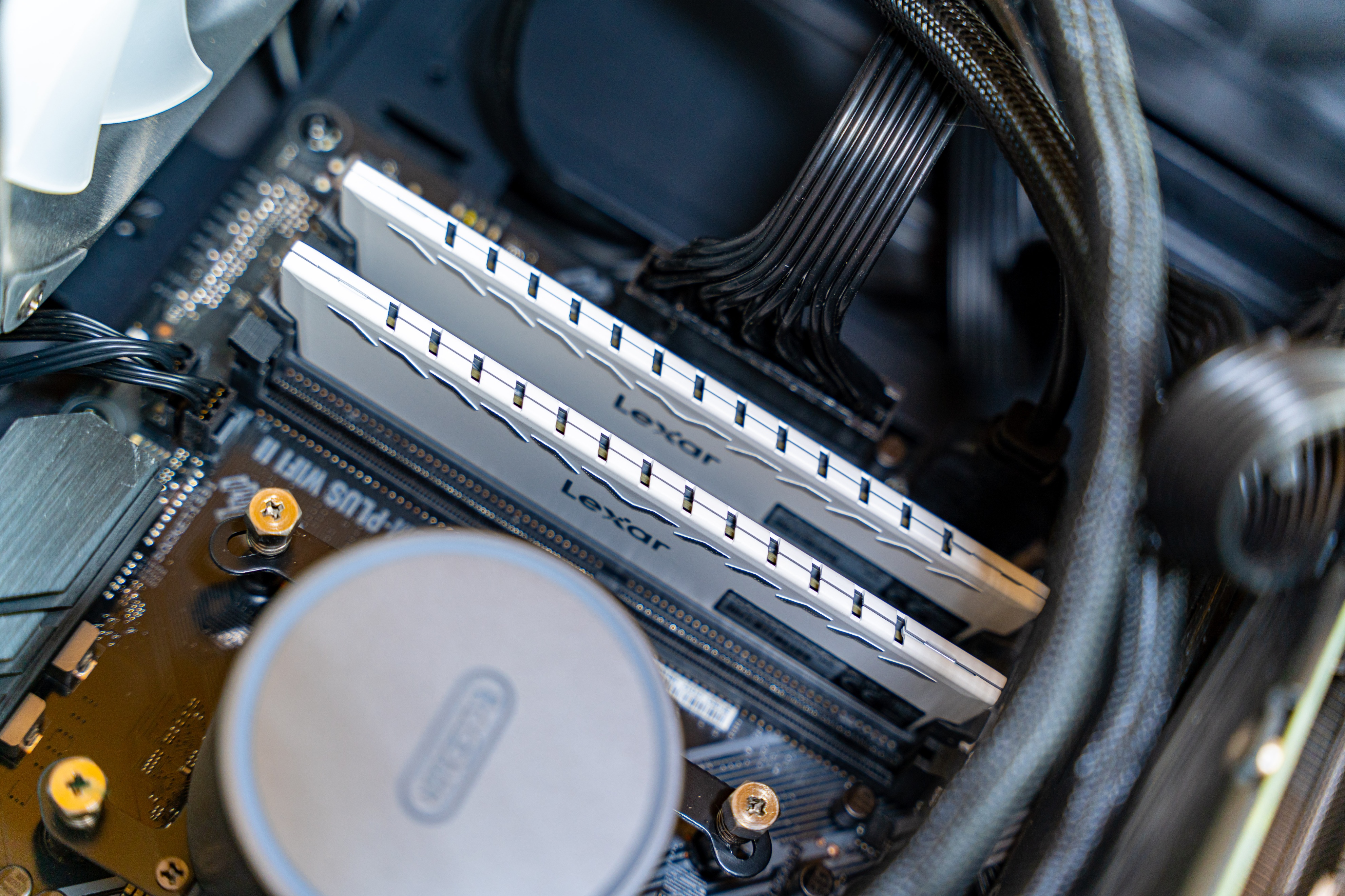 2022年电脑主机装机推荐,双十一电脑主机配置推荐i7