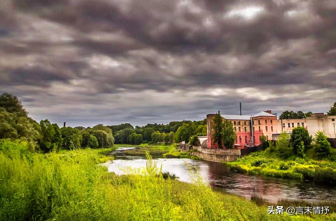 别人在后面说你坏话你该怎样还击,别人在你身后说你坏话