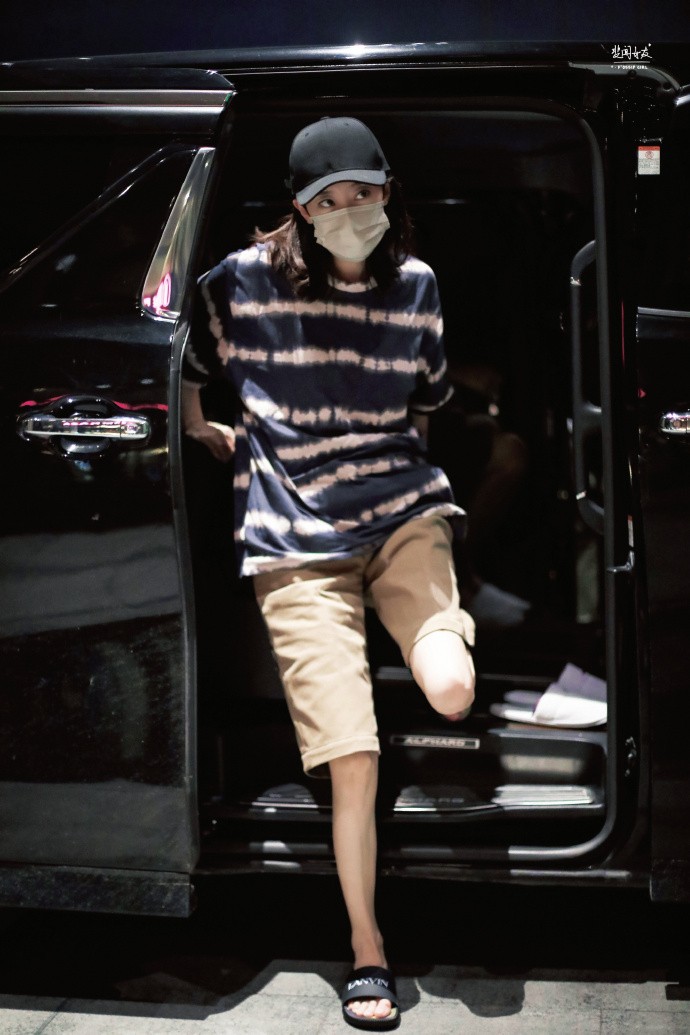 张小斐成名前后对比衣品,好事成双张小斐衣品