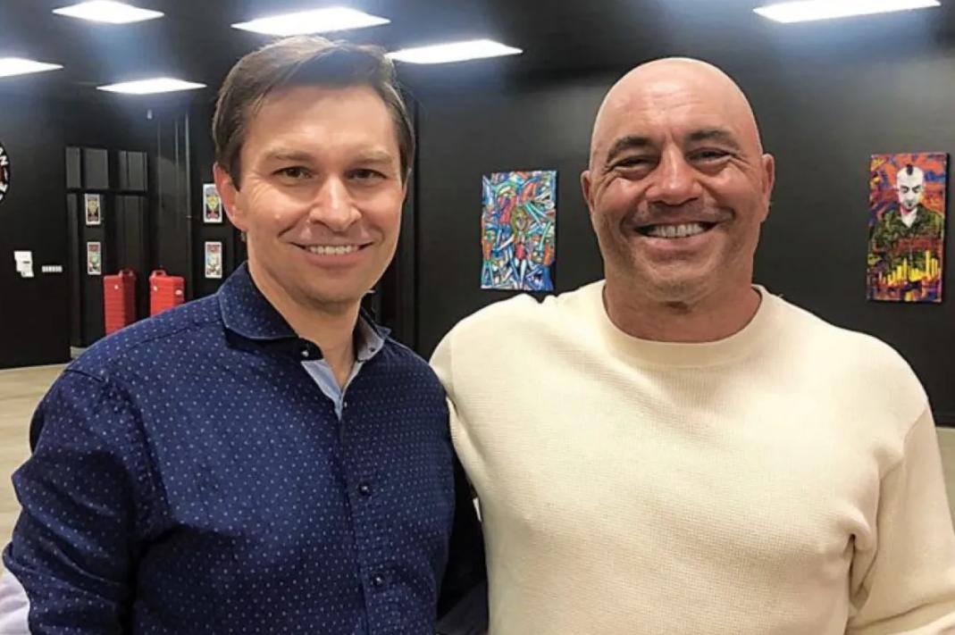 拼多多被消费降级,拼多多市值是不是高估了