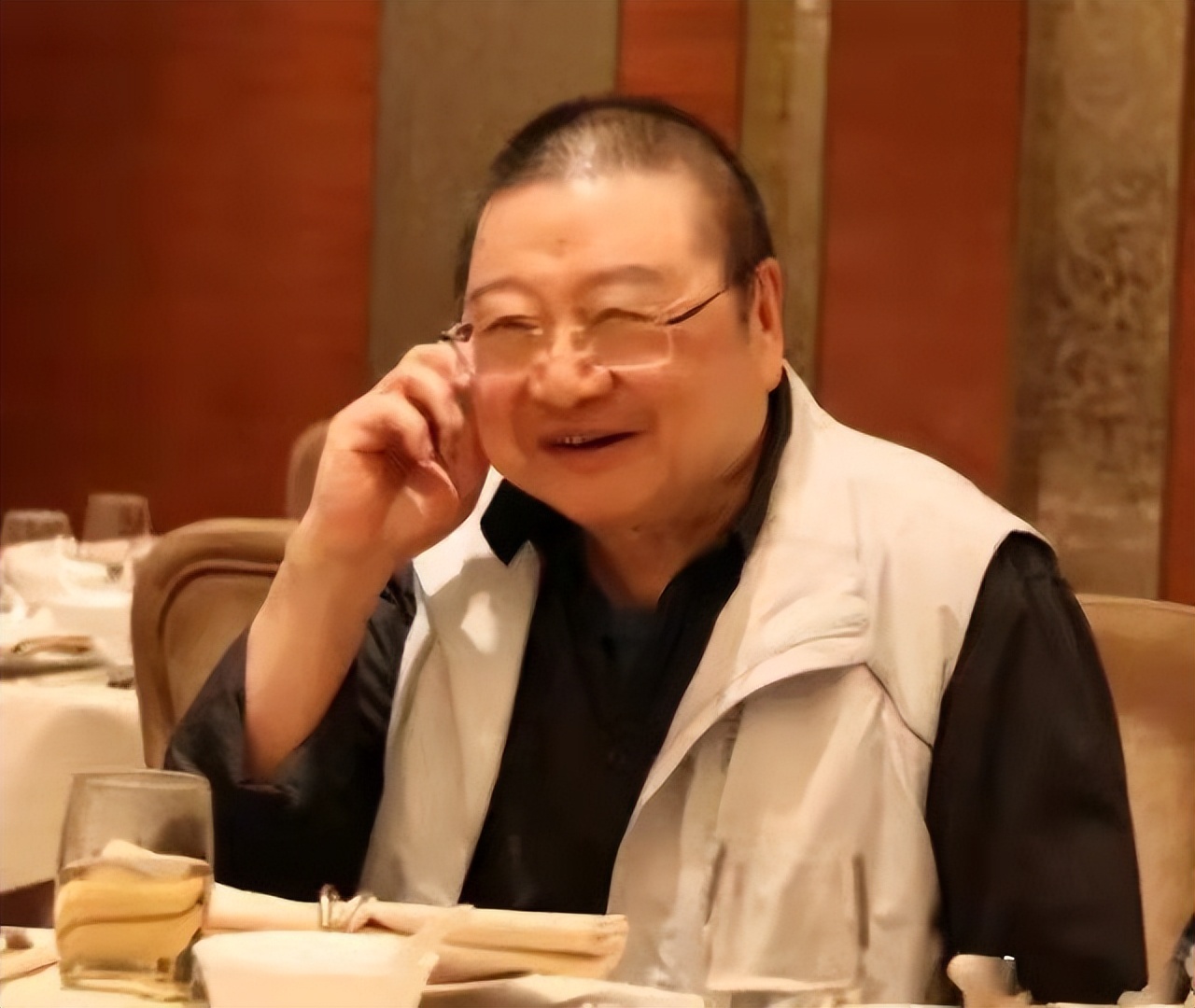 香港四大才子忆金庸倪匡,金庸与倪匡私交有多好