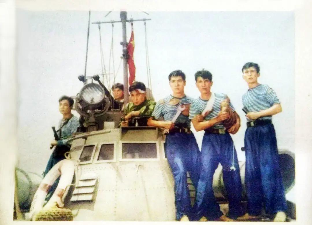 “德艺双馨”王心刚：一代人的男神，与发妻结婚63年，如今90岁了