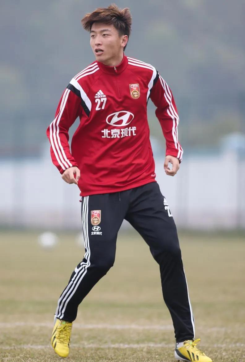 杨旭退出国家队了吗,上海申花杨旭最新视频