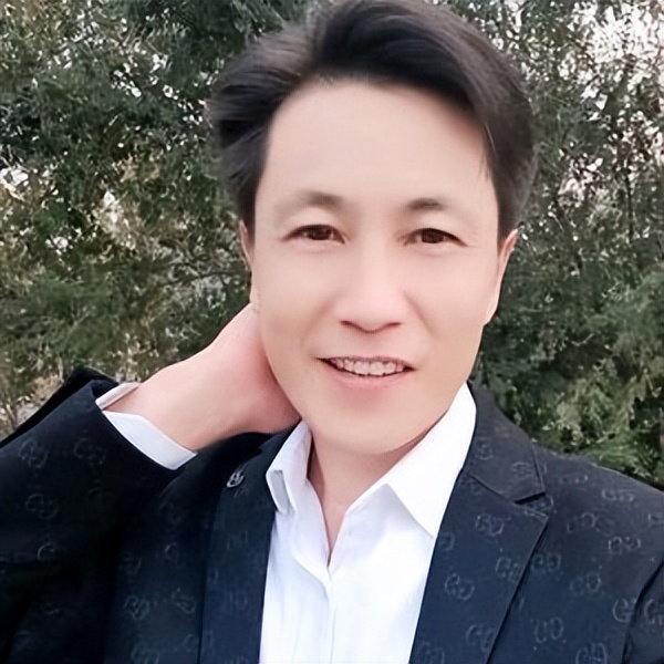 顶流网红李子柒,李子柒为什么能成为顶流网红