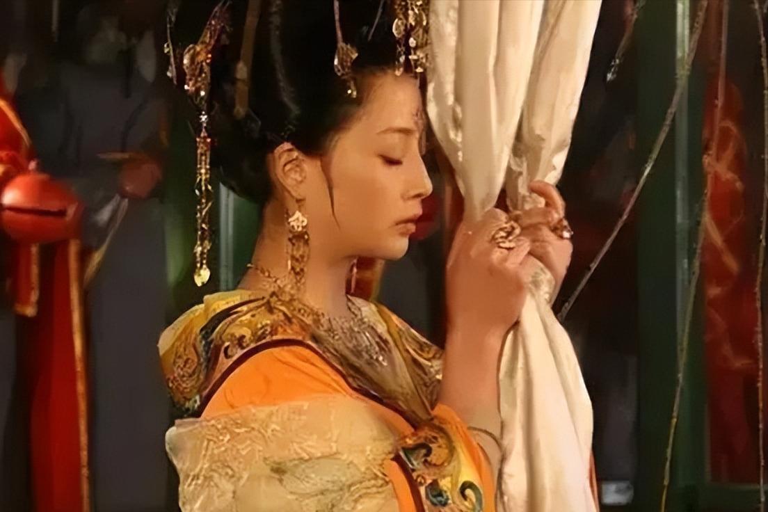 古代妃子下葬为何要堵住九窍,为什么古代后宫妃子下葬堵